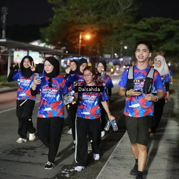 Runner Photo 6048704