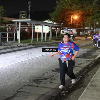 Runner Photo 6048705