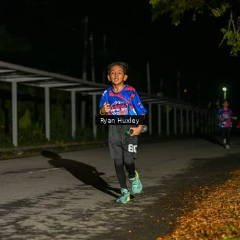 Runner Photo 6048717