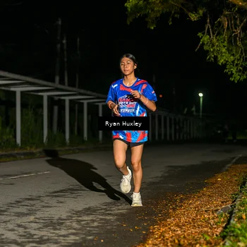 Runner Photo 6048725