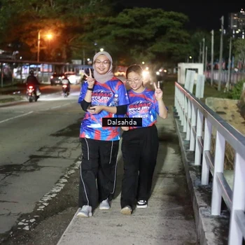 Runner Photo 6048800