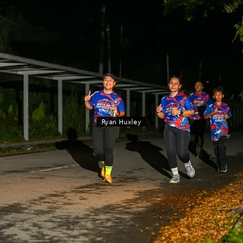 Runner Photo 6048841
