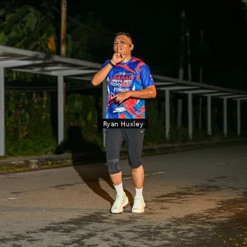 Runner Photo 6048845