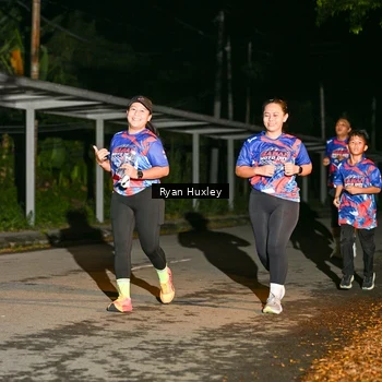 Runner Photo 6048850