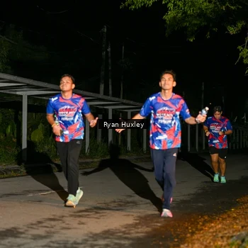 Runner Photo 6048853