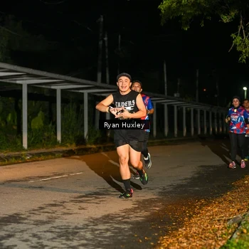 Runner Photo 6048867