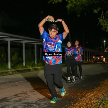 Runner Photo 6048874