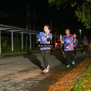 Runner Photo 6048877