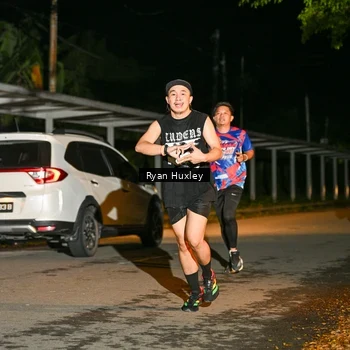 Runner Photo 6048882