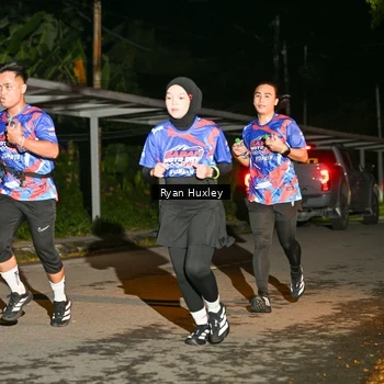 Runner Photo 6048887