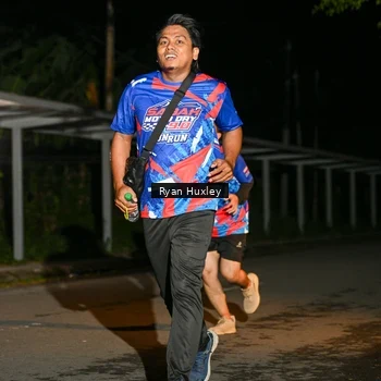 Runner Photo 6048891