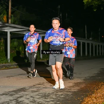 Runner Photo 6048897