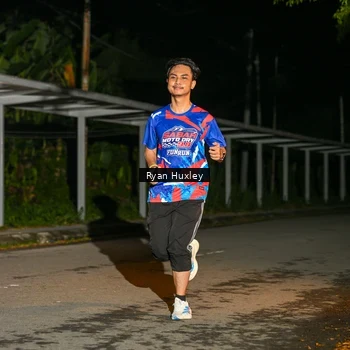 Runner Photo 6048906