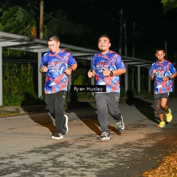 Runner Photo 6048909