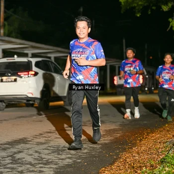 Runner Photo 6048914