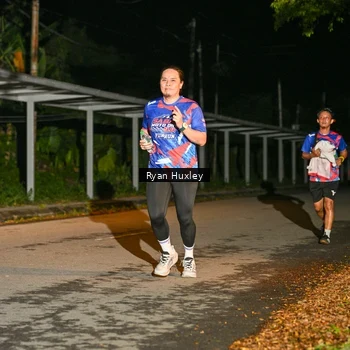 Runner Photo 6048915