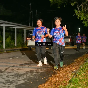 Runner Photo 6048916