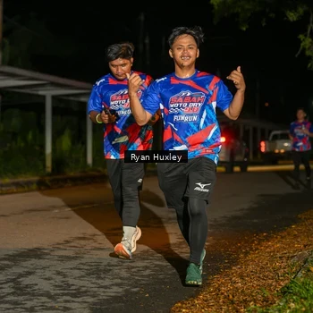 Runner Photo 6048919