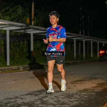 Runner Photo 6048921