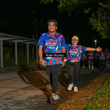 Runner Photo 6048940