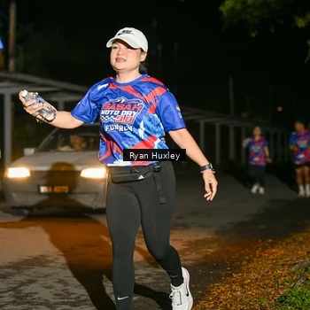 Runner Photo 6048944