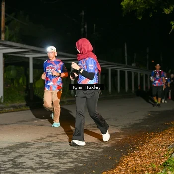 Runner Photo 6048950