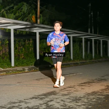 Runner Photo 6048976
