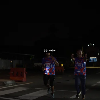 Runner Photo 6048992