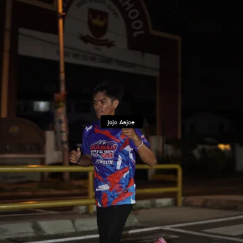 Runner Photo 6049002