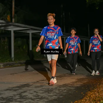 Runner Photo 6049005