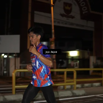 Runner Photo 6049008