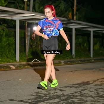Runner Photo 6049015