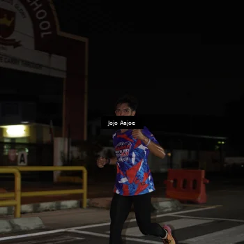 Runner Photo 6049021