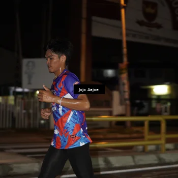 Runner Photo 6049038