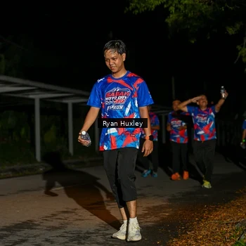 Runner Photo 6049046