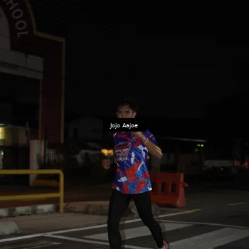 Runner Photo 6049047