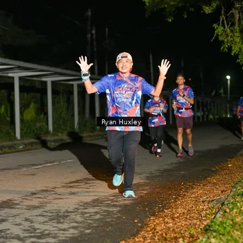 Runner Photo 6049052