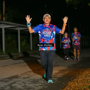 Runner Photo 6049054