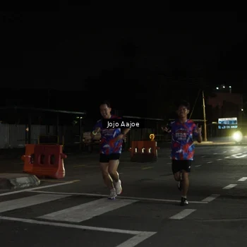 Runner Photo 6049056