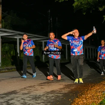 Runner Photo 6049060