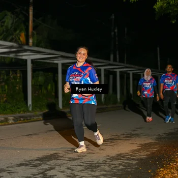 Runner Photo 6049065