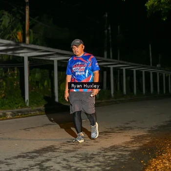 Runner Photo 6049073