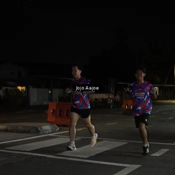 Runner Photo 6049077