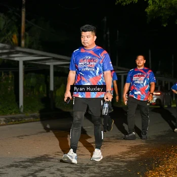 Runner Photo 6049079