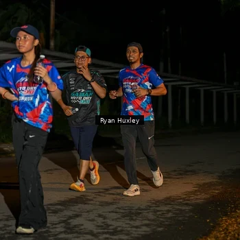 Runner Photo 6049086