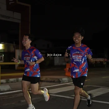 Runner Photo 6049087