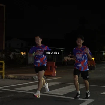 Runner Photo 6049088