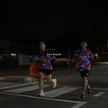 Runner Photo 6049103