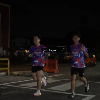 Runner Photo 6049118