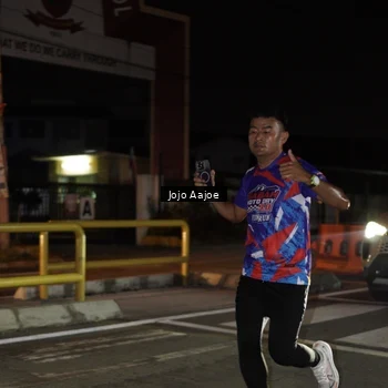 Runner Photo 6049119